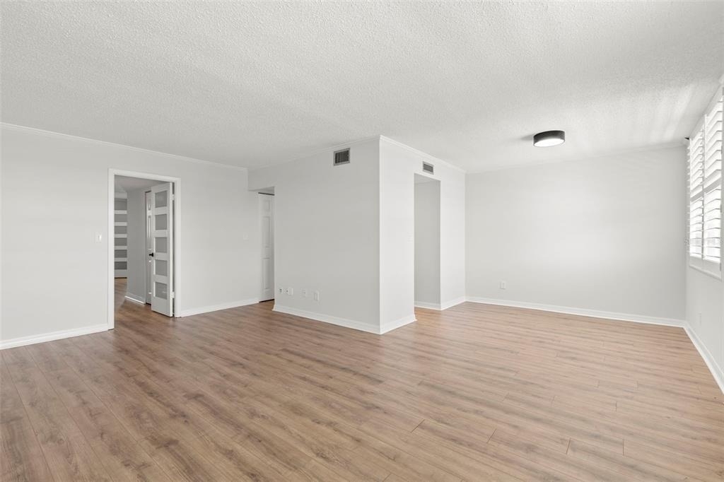 4890 Bay Street Ne - Photo 5