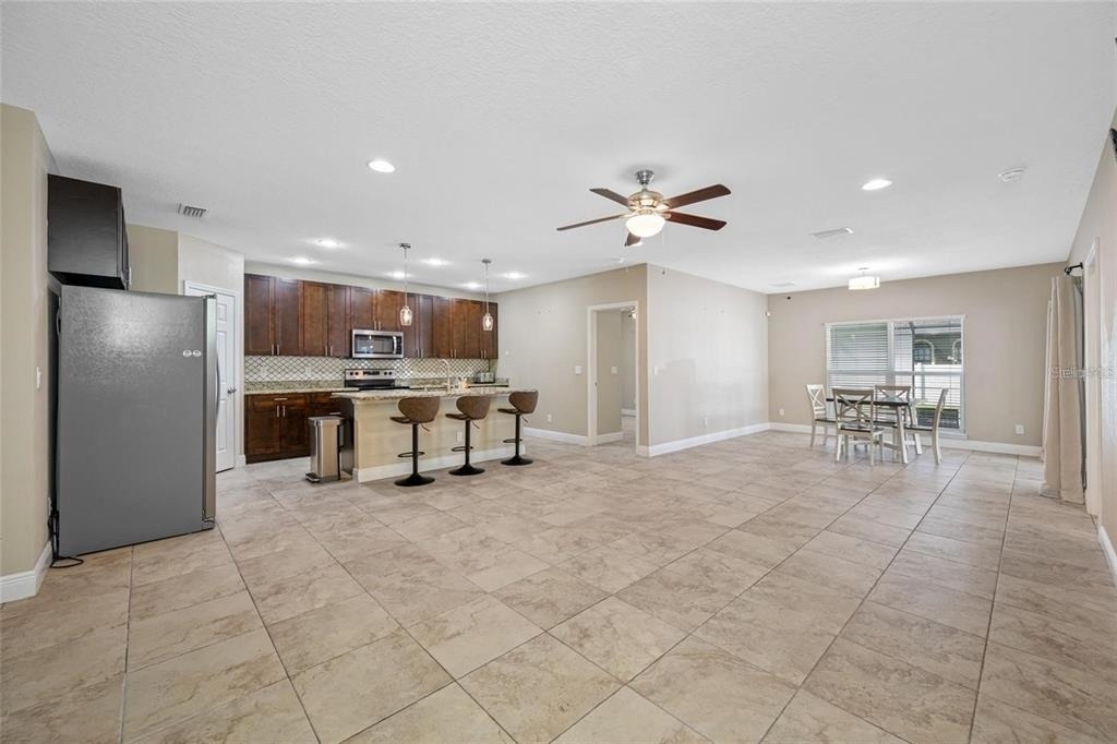230 Clayton Street - Photo 12