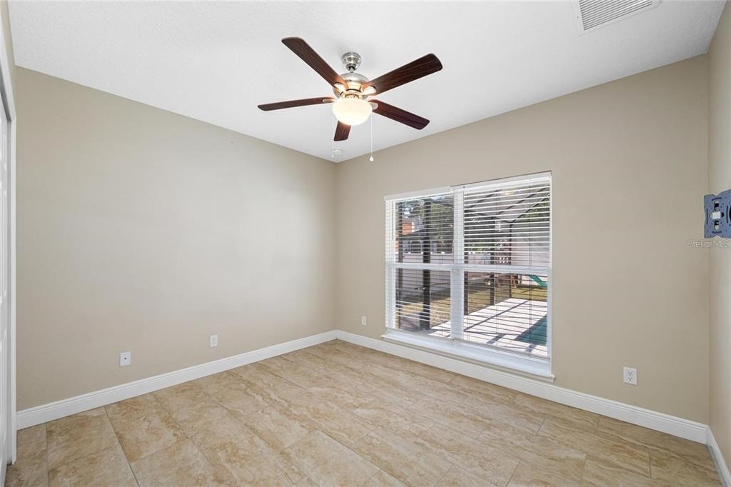 230 Clayton Street - Photo 19