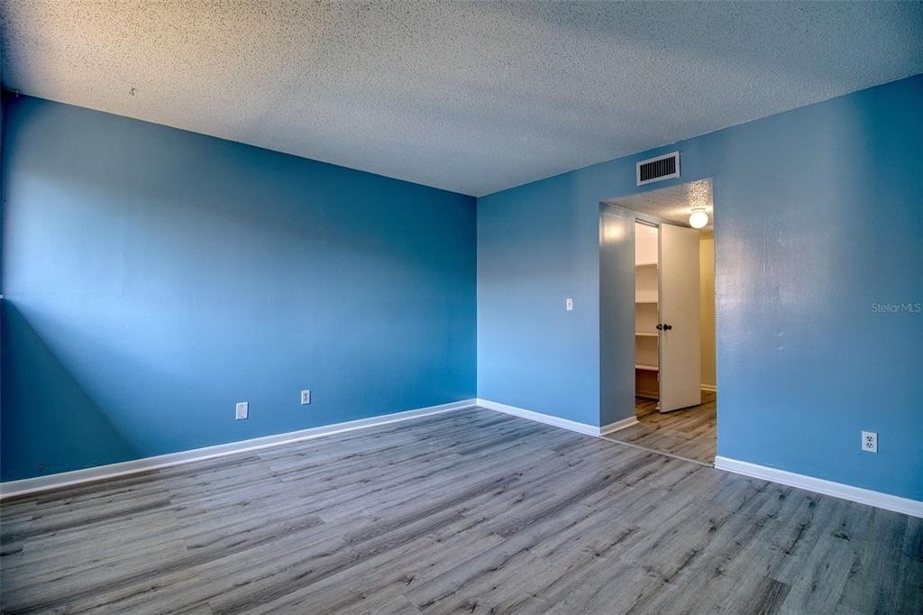6334 Newtown Circle - Photo 11