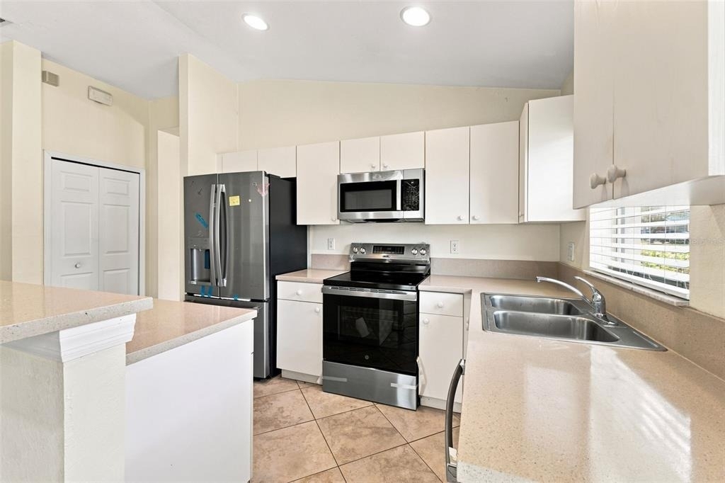 11331 Coconut Island Drive - Photo 6