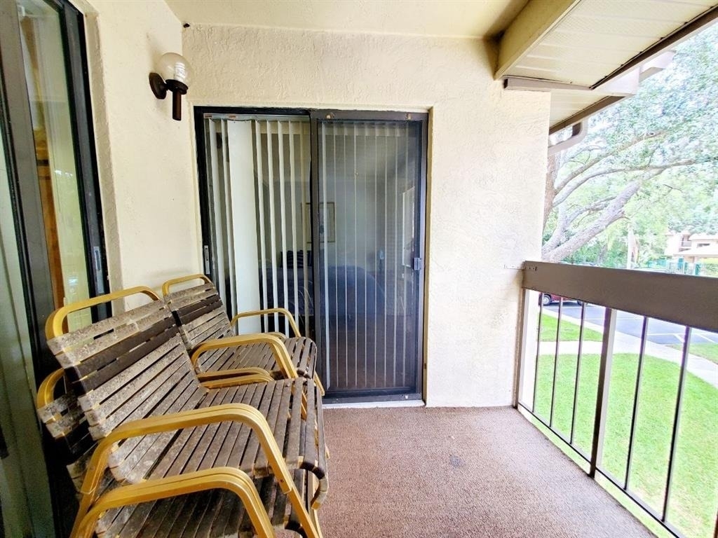 20 Woodlake Place - Photo 19