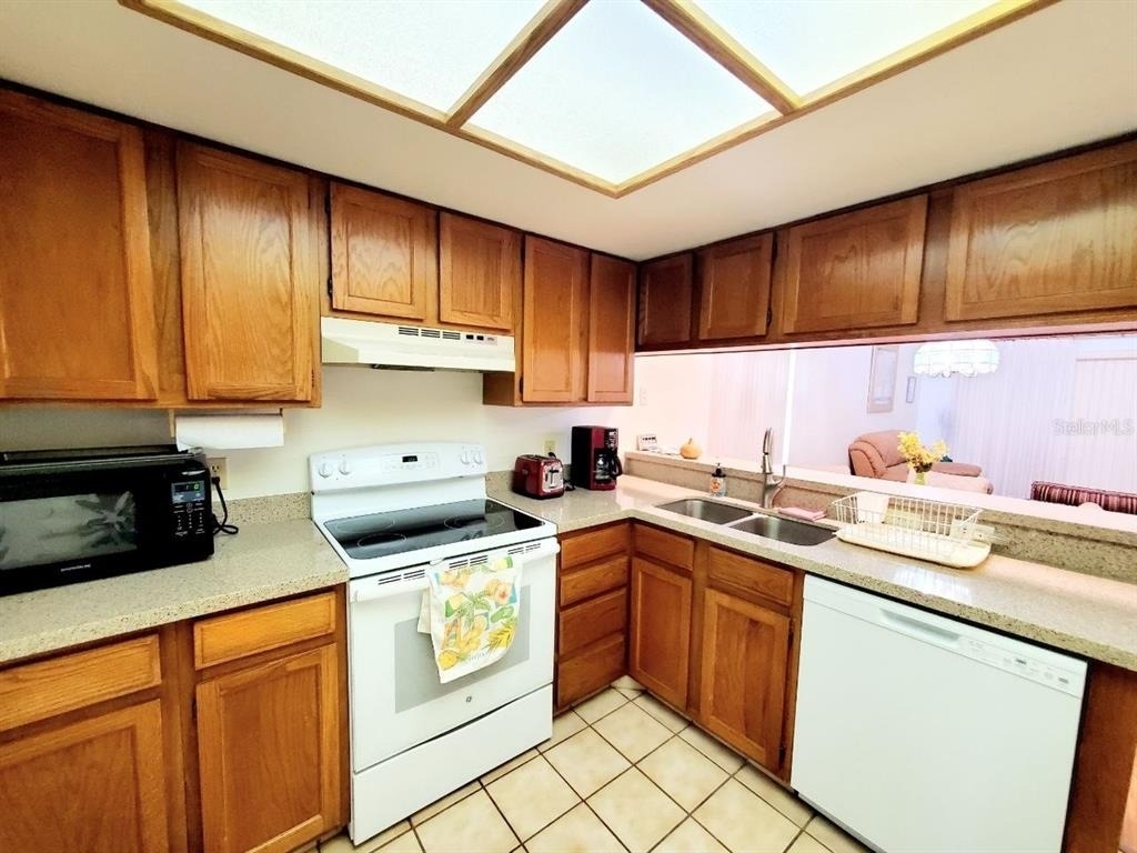 20 Woodlake Place - Photo 5