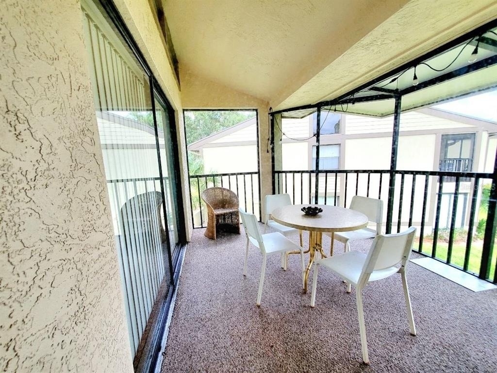 20 Woodlake Place - Photo 14