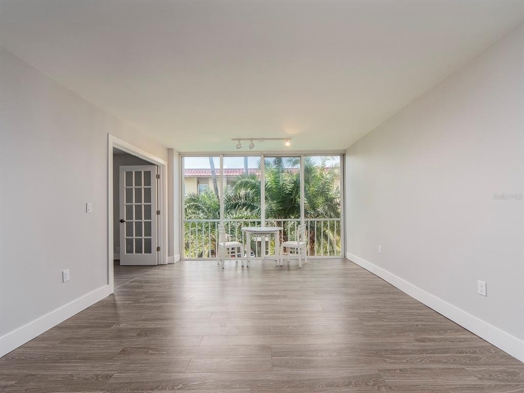 121 Island Way - Photo 10