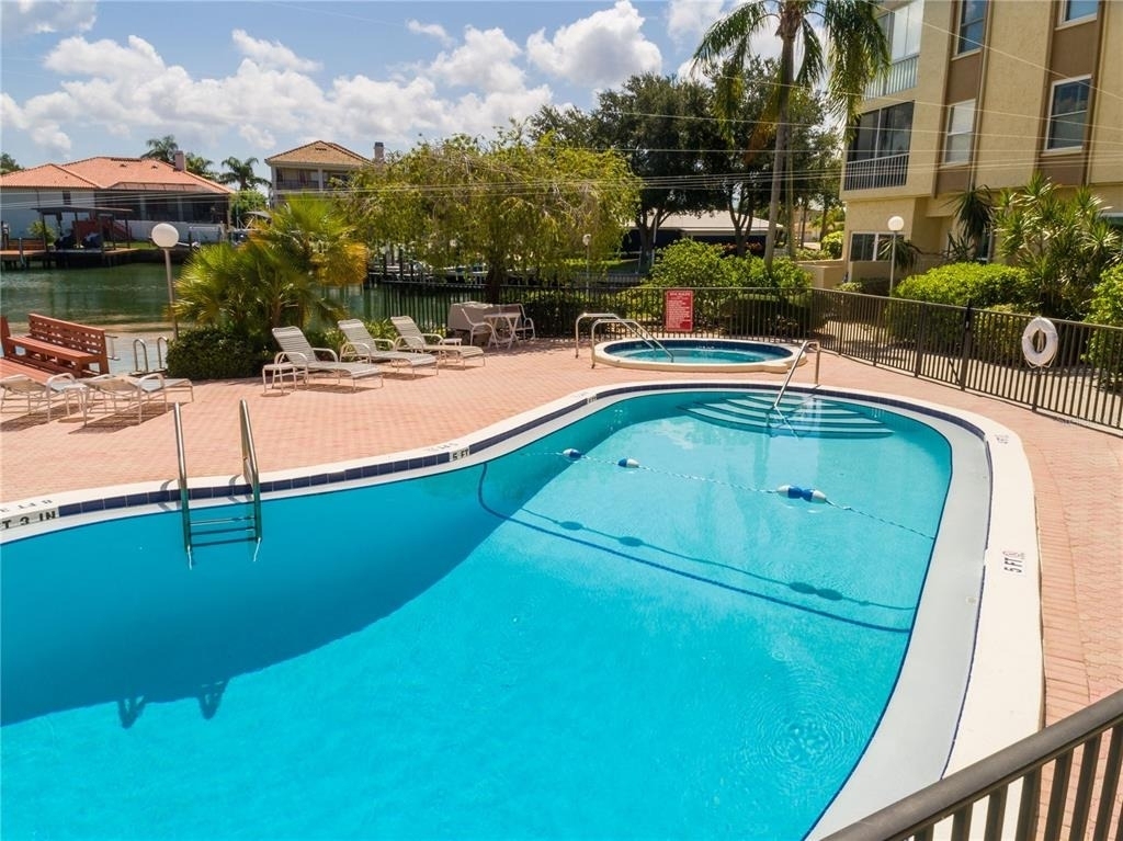 121 Island Way - Photo 31