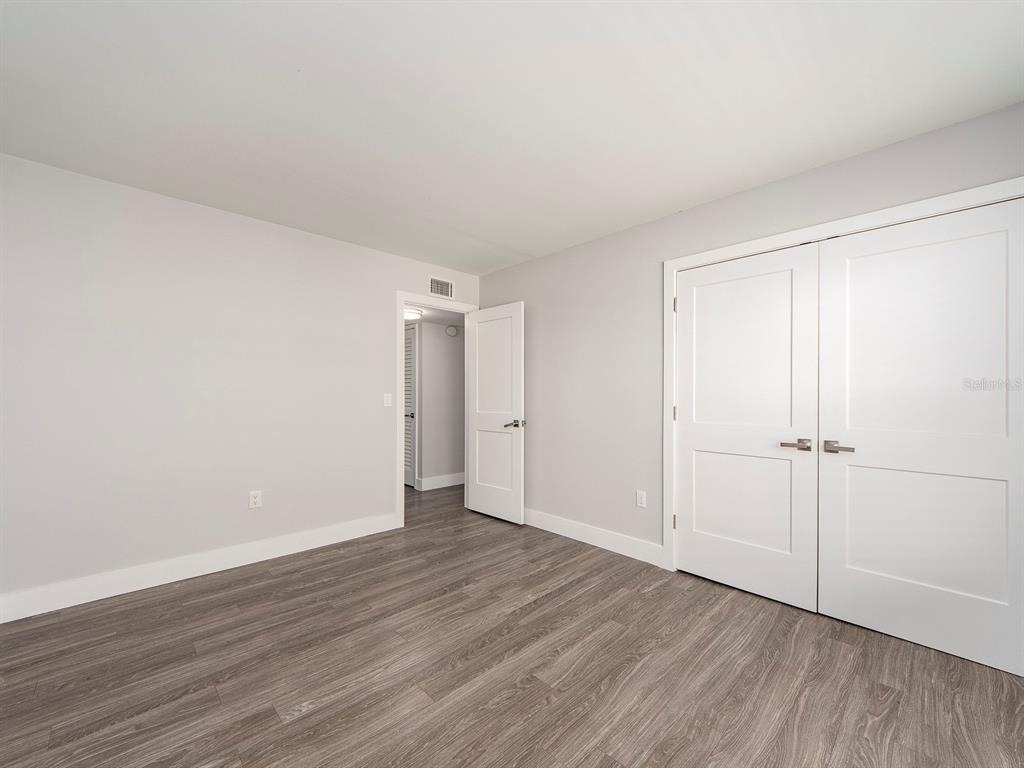 121 Island Way - Photo 19
