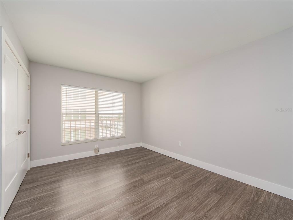 121 Island Way - Photo 18