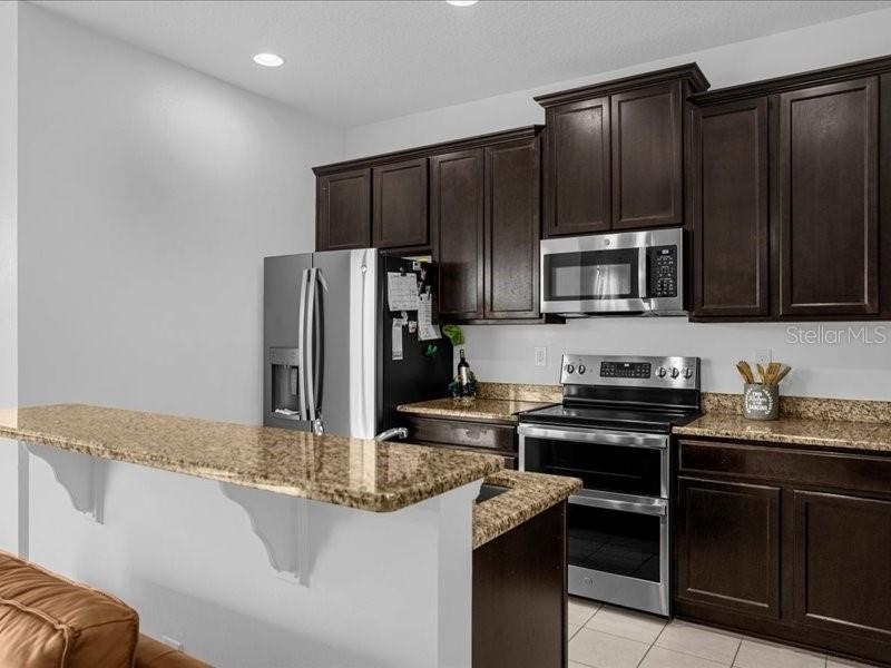 1020 Umbria Lane - Photo 2
