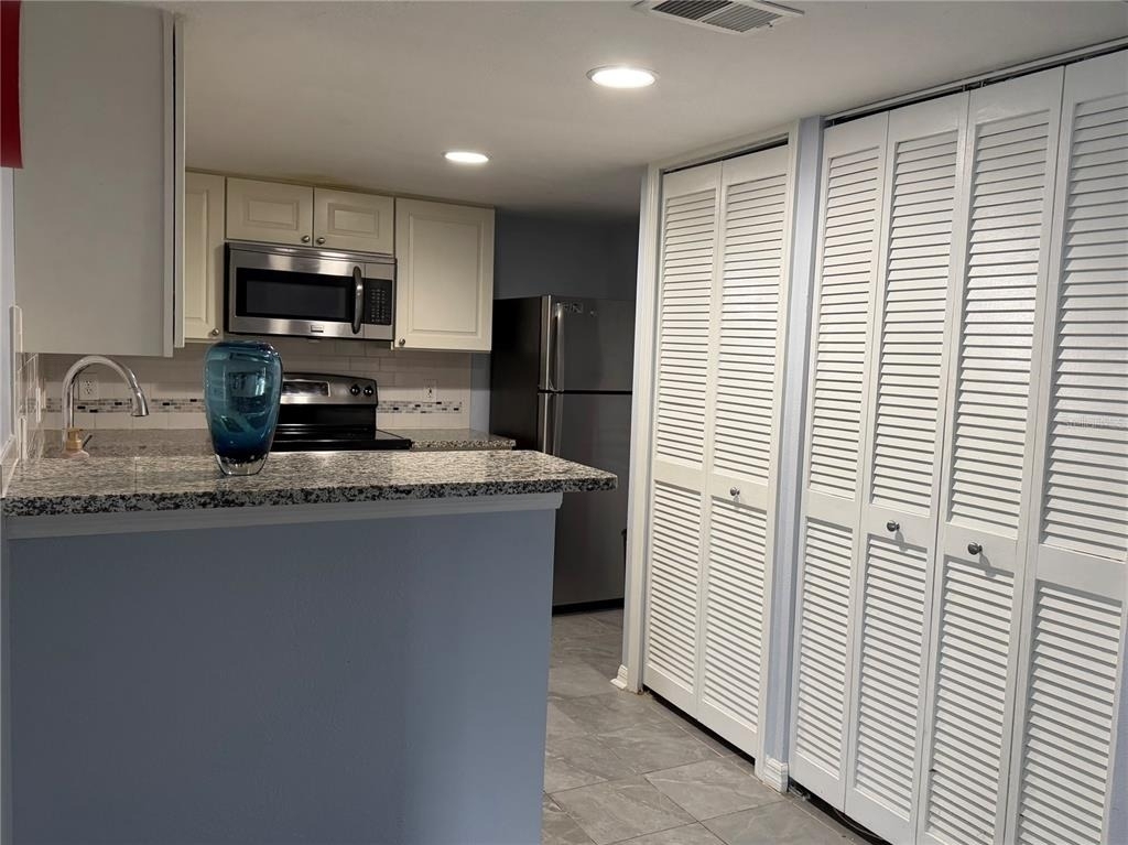 8804 Grand Palms Circle - Photo 5