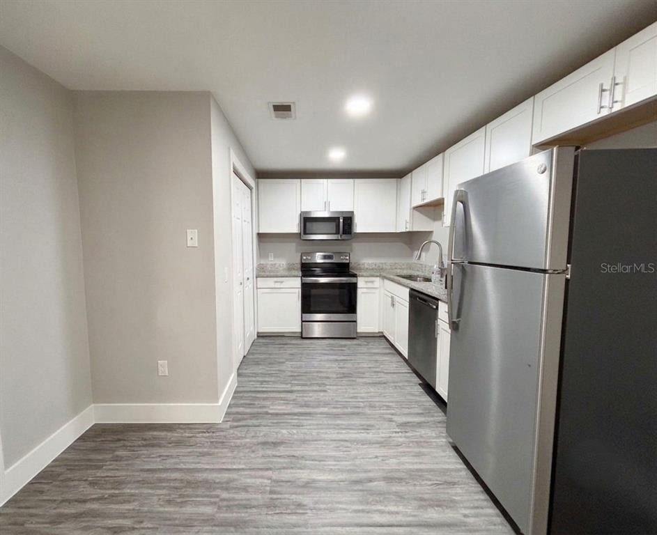 139 Avenue D Sw - Photo 5