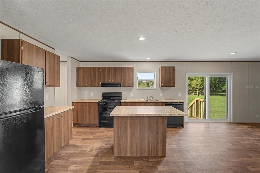 7250 Sw 10th Street - Photo 9