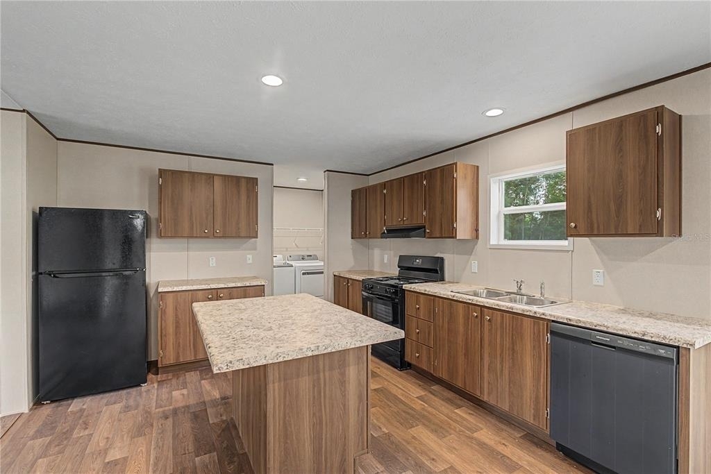 7250 Sw 10th Street - Photo 10