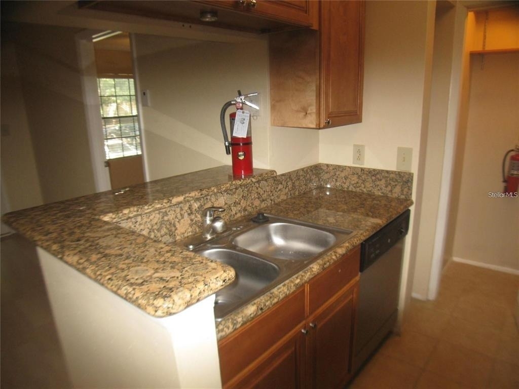199 Afton Square - Photo 7