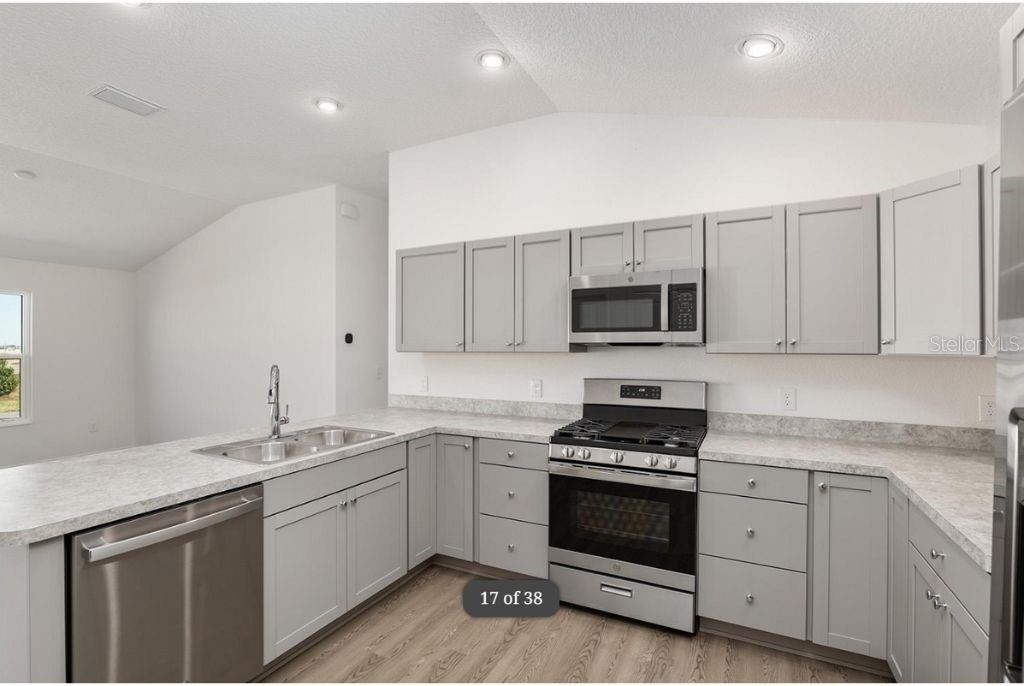1746 Brody Court - Photo 14
