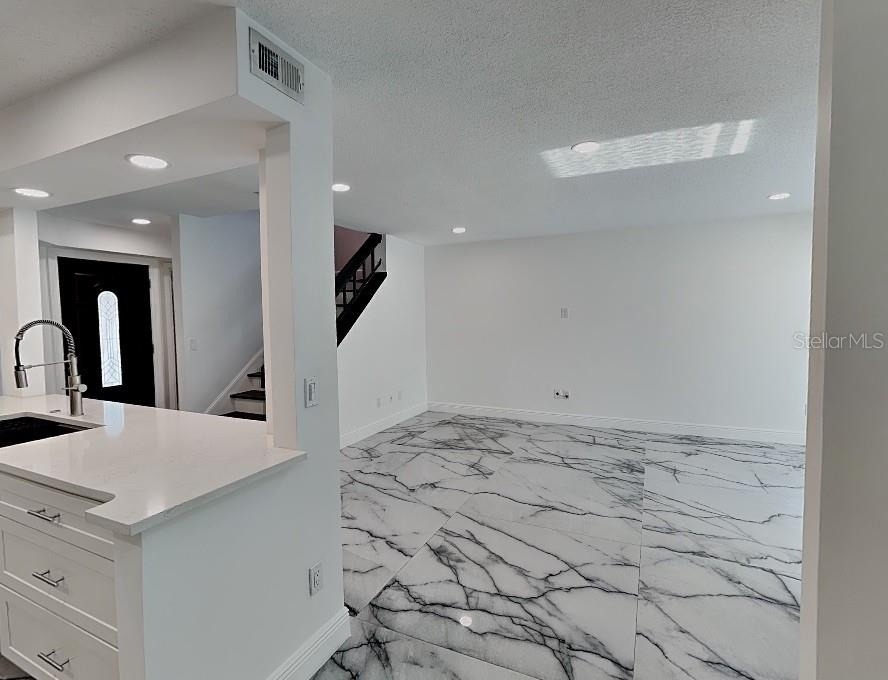 8212 Citrus Chase Drive - Photo 9