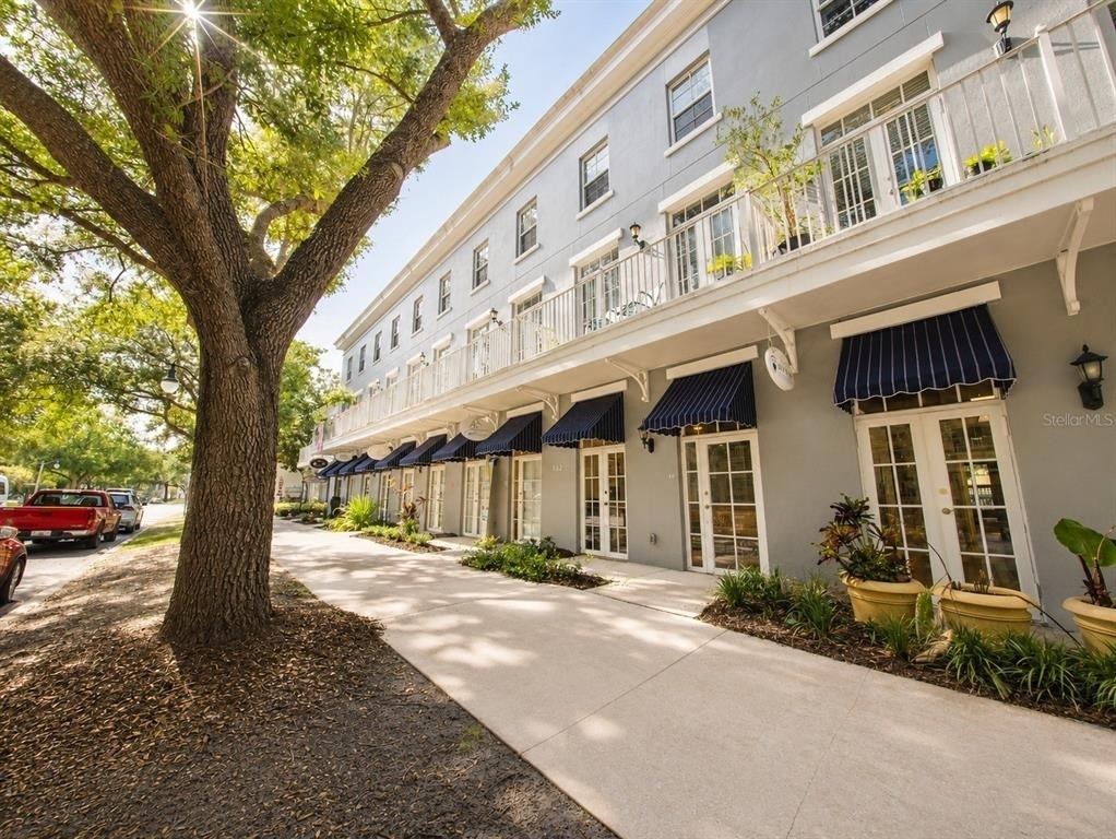 660 Celebration Avenue - Photo 0