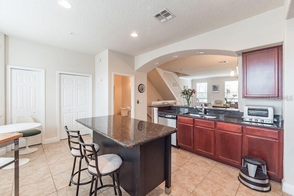 1733 Prospect Avenue - Photo 13