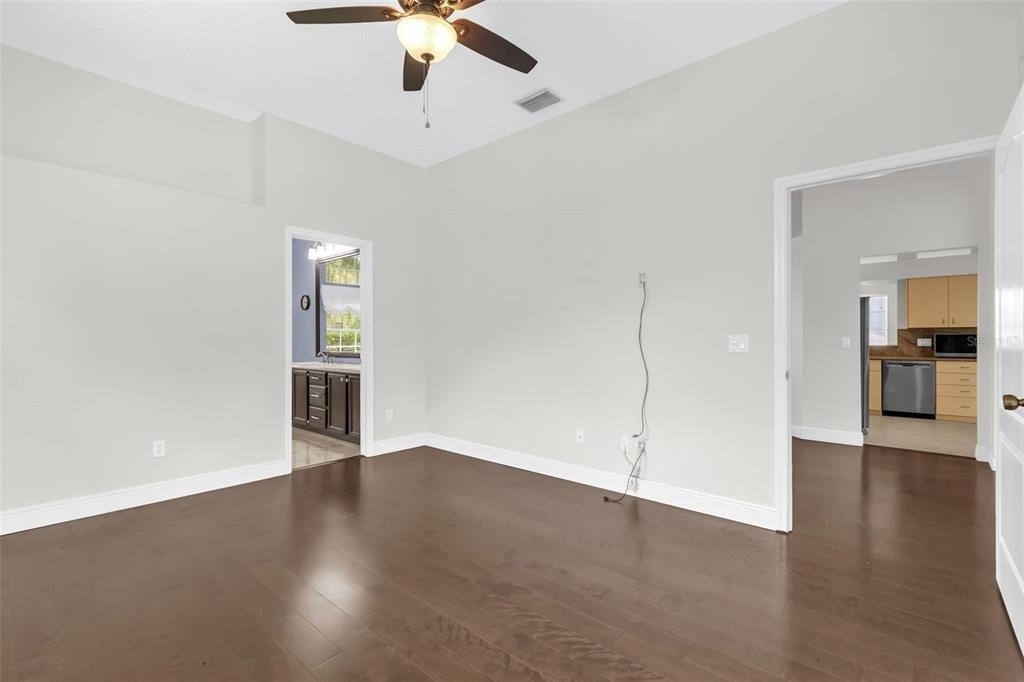 1041 Gould Place - Photo 12