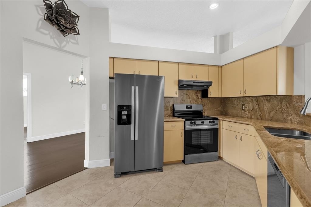 1041 Gould Place - Photo 9