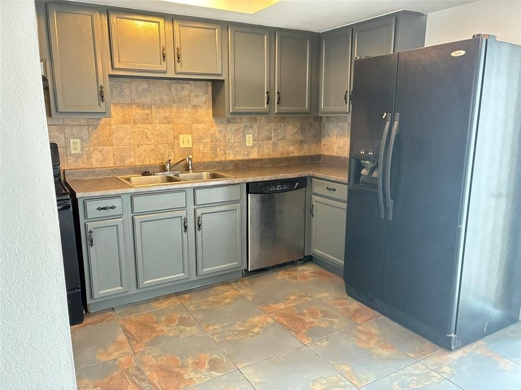 1944 Conway Road - Photo 4