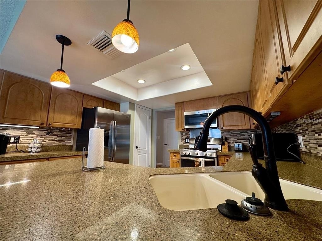 8014 Cote Court - Photo 8