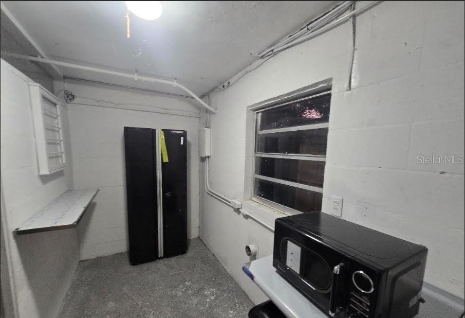 1315 E Central Boulevard - Photo 10