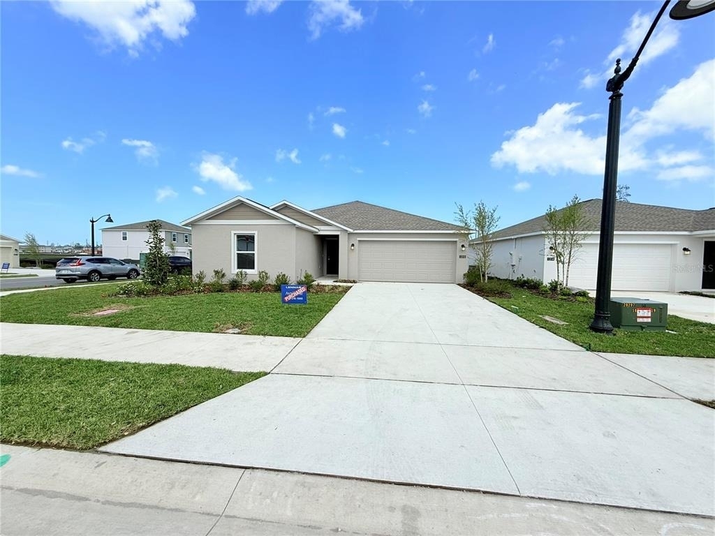 1310 Belle Isle Lane - Photo 0