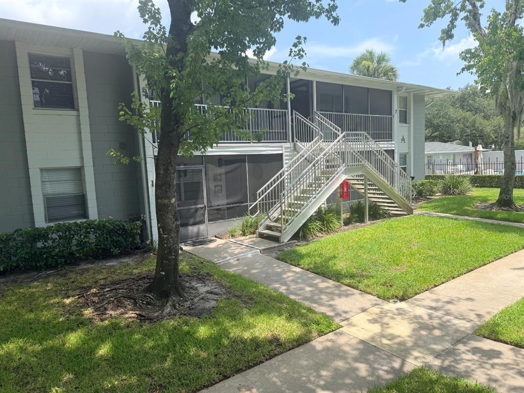 700 E Airport Boulevard - Photo 3