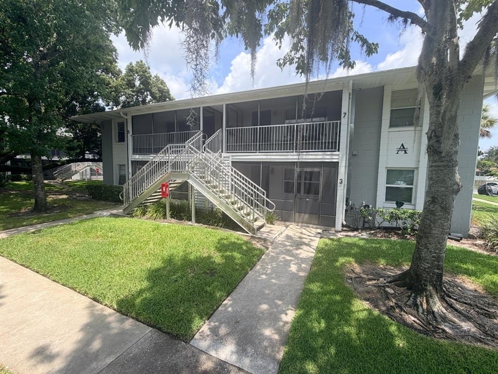 700 E Airport Boulevard - Photo 0