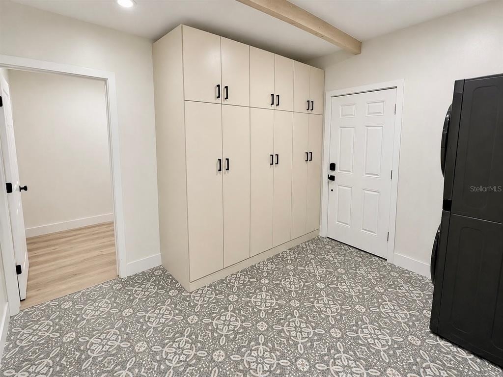 8 E Cypress Street - Photo 11