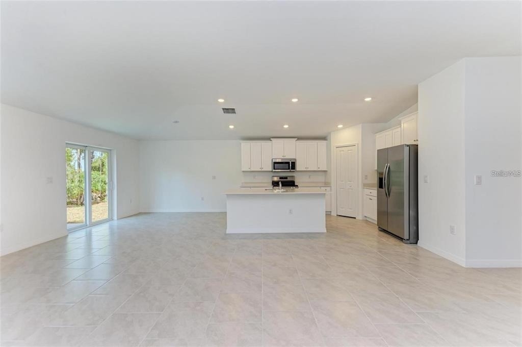 1207 Sheehan Boulevard - Photo 4