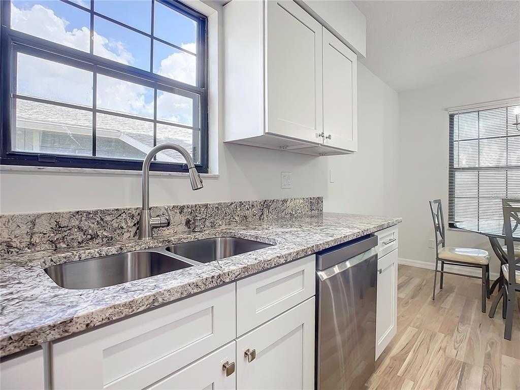 840 Center Avenue - Photo 11