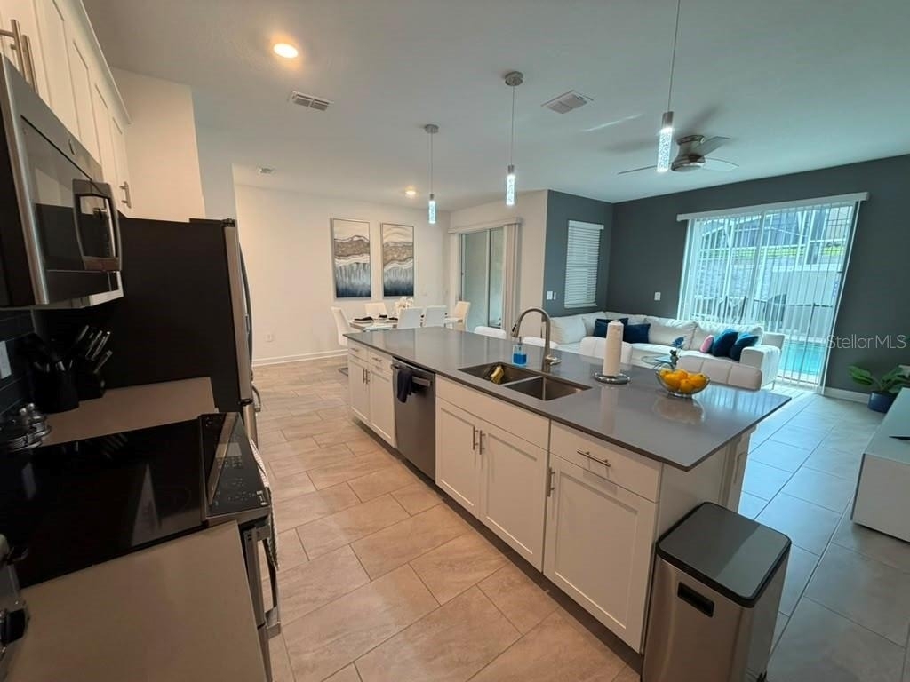 1172 Kingsbarn Street - Photo 1