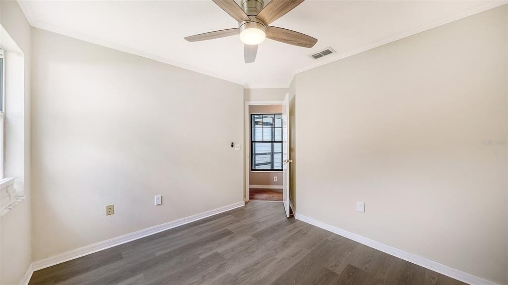4910 6th Avenue E - Photo 18