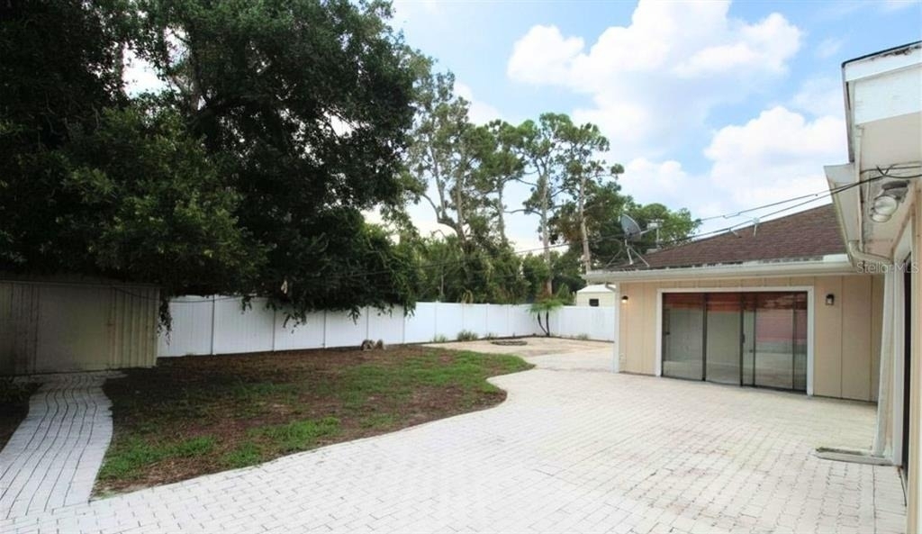 2516 E Milmar Drive - Photo 16