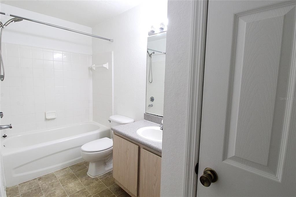 8905 Manor Loop - Photo 9