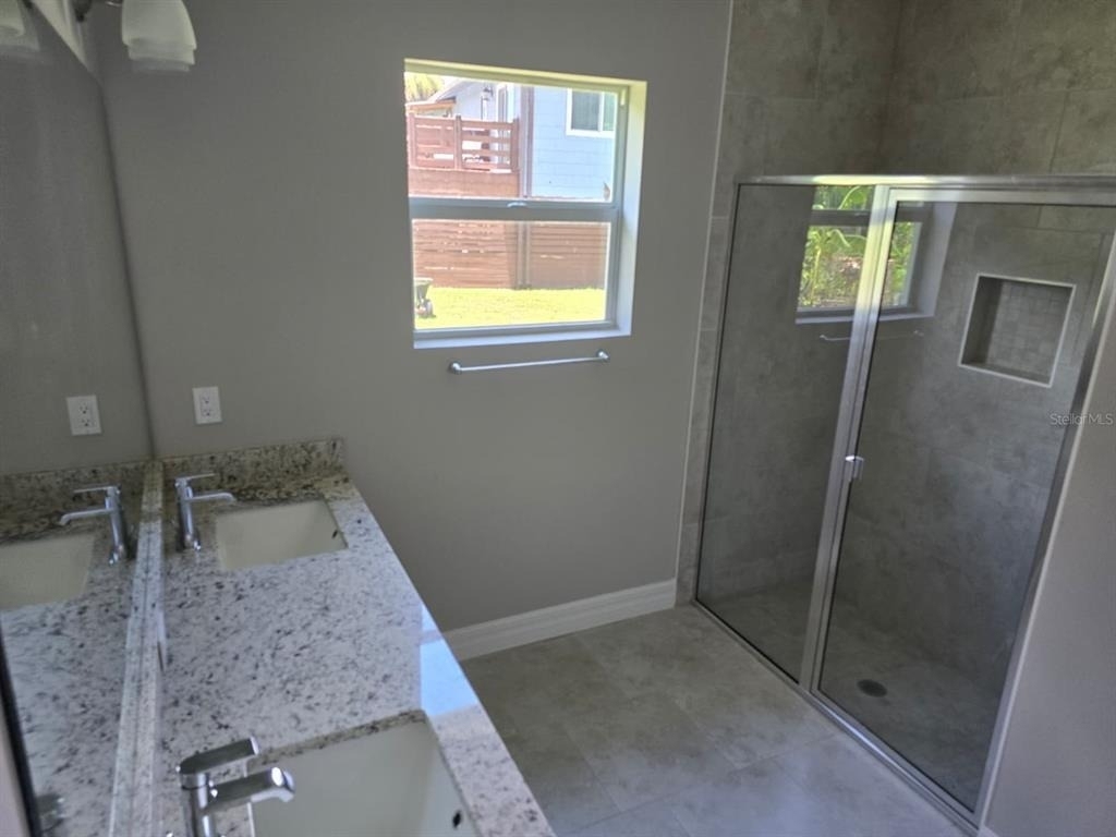 2857 Shady Avenue - Photo 5