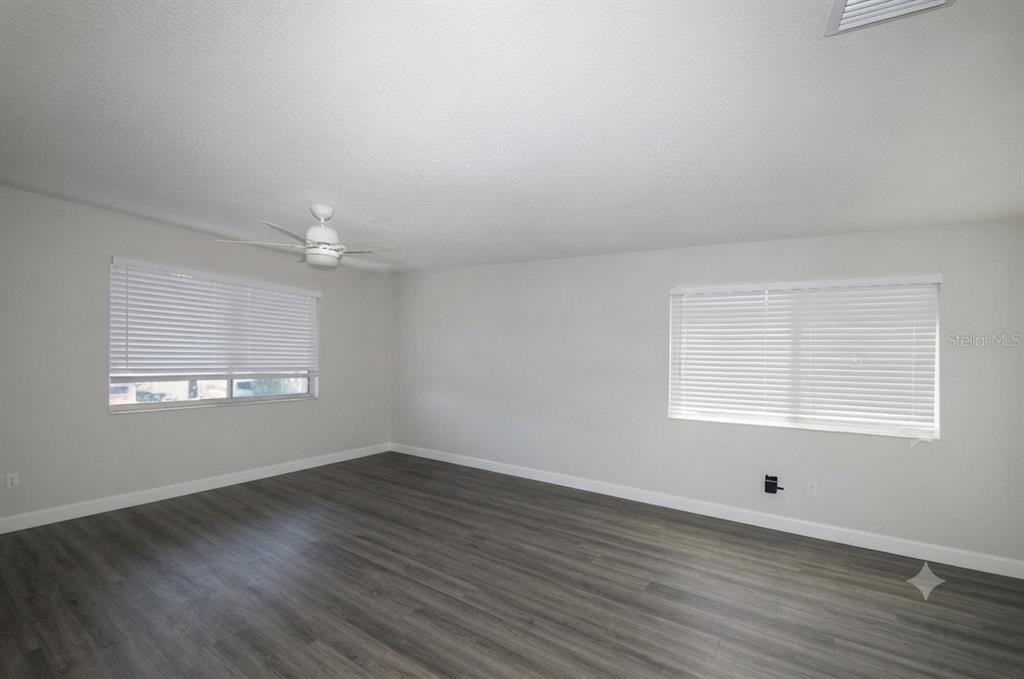 1834 Bough Avenue - Photo 1