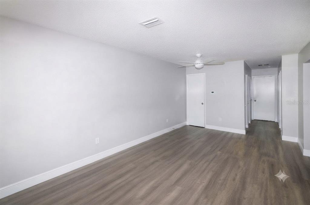 1834 Bough Avenue - Photo 2