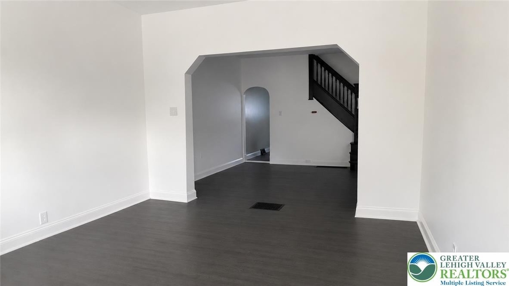 622 Locust - Photo 1