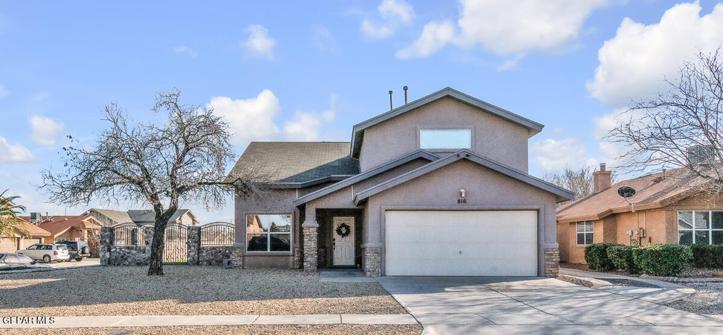 816 Dakota River Avenue - Photo 1