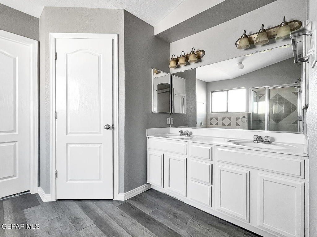 816 Dakota River Avenue - Photo 10