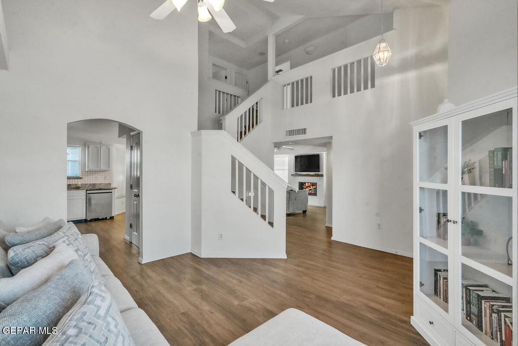 816 Dakota River Avenue - Photo 4