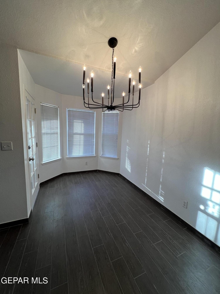 7115 Oval Rock Drive - Photo 5