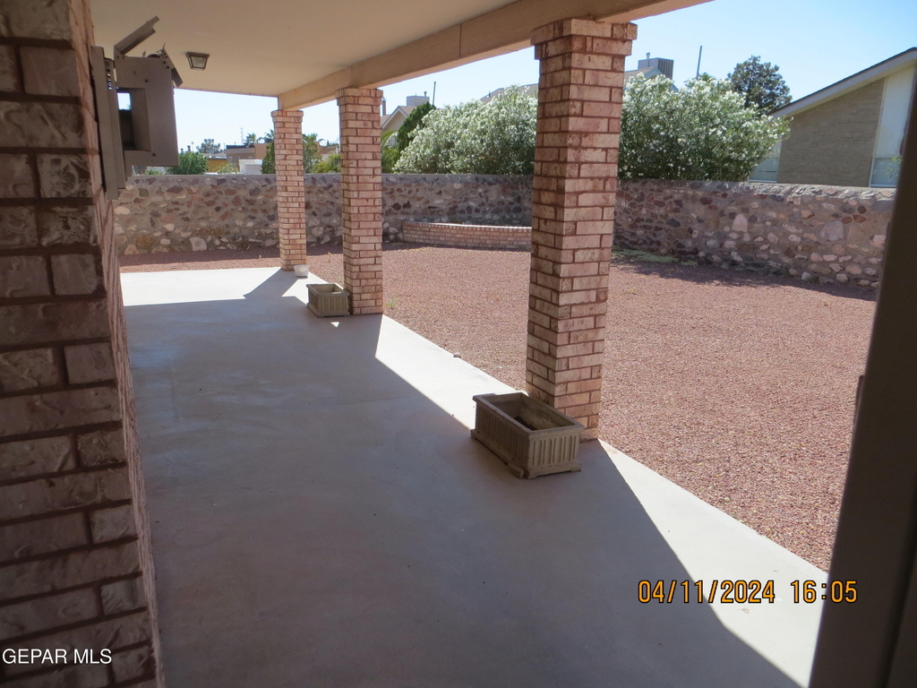 7115 Oval Rock Drive - Photo 22
