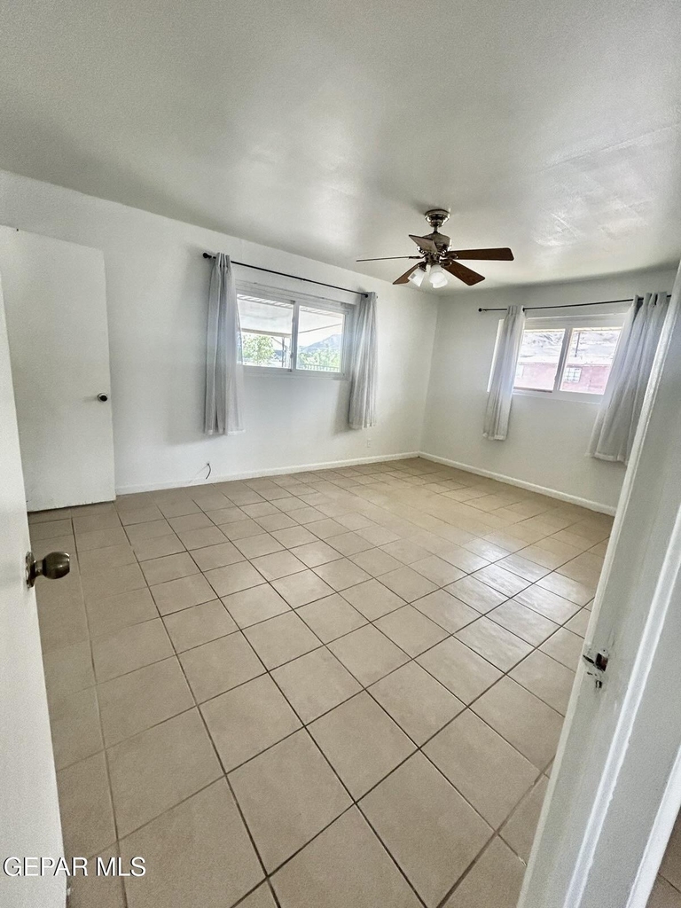 2900 Polk Avenue - Photo 2