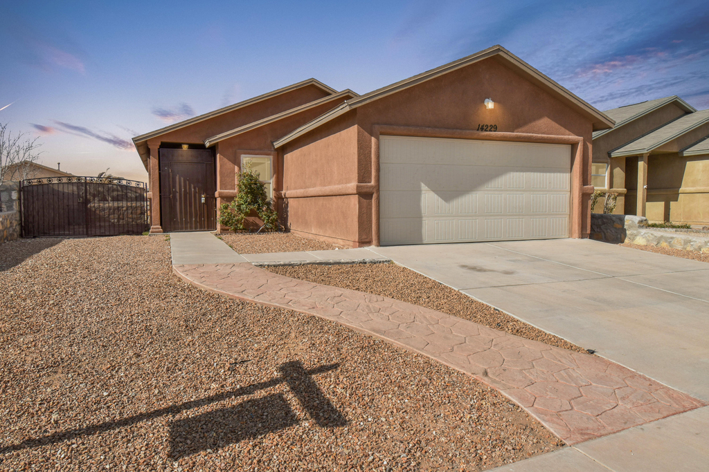 14229 Poets Rock Lane - Photo 0