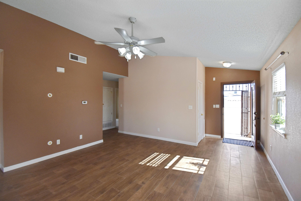 14229 Poets Rock Lane - Photo 4
