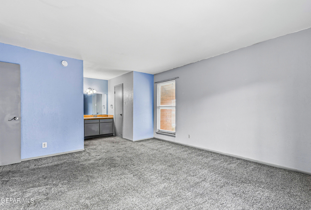 4433 N Stanton Street - Photo 34